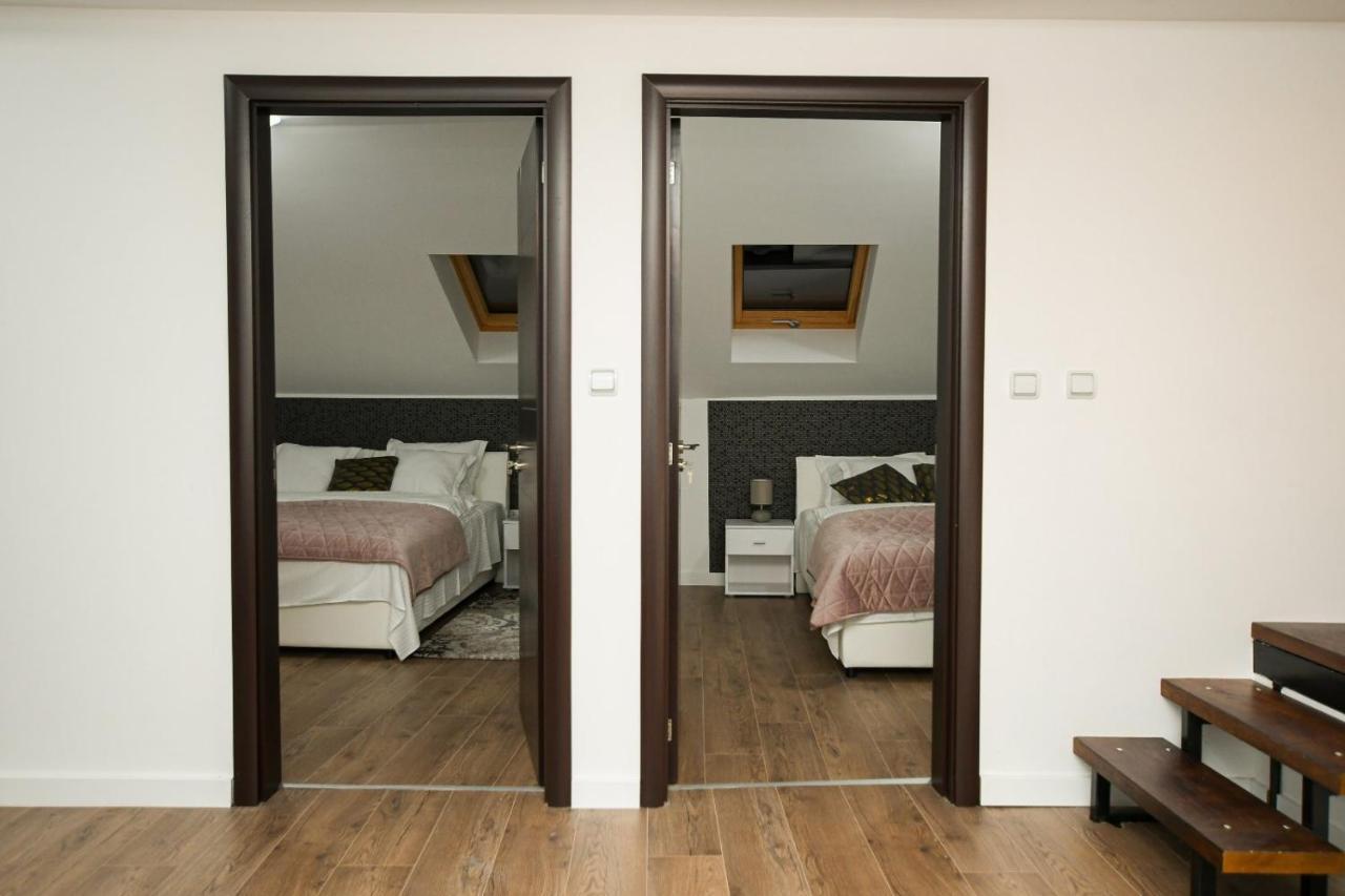 Central Apartments クラドヴォ エクステリア 写真