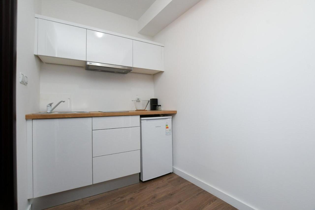 Central Apartments クラドヴォ エクステリア 写真